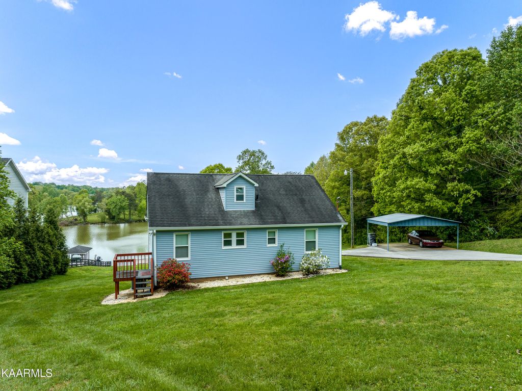 Photo of 3105 Louisville Rd, Louisville, TN 37777 (MLS # 1225020)