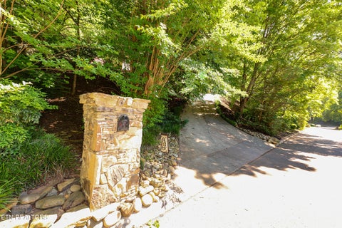 Tiny photo for 136 Baypath Drive, Oak Ridge, TN 37830 (MLS # 1341020)