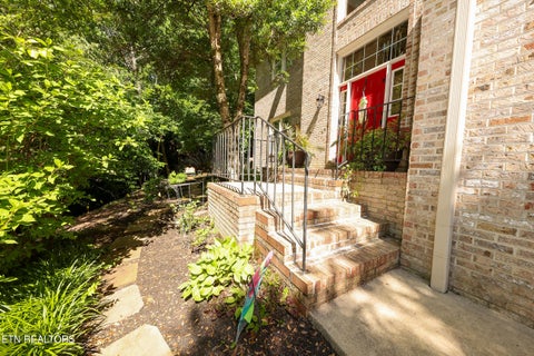 Tiny photo for 136 Baypath Drive, Oak Ridge, TN 37830 (MLS # 1341020)