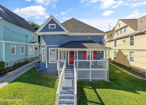 Photo of 1209 W Clinch Ave, Knoxville, TN 37916 (MLS # 1339372)