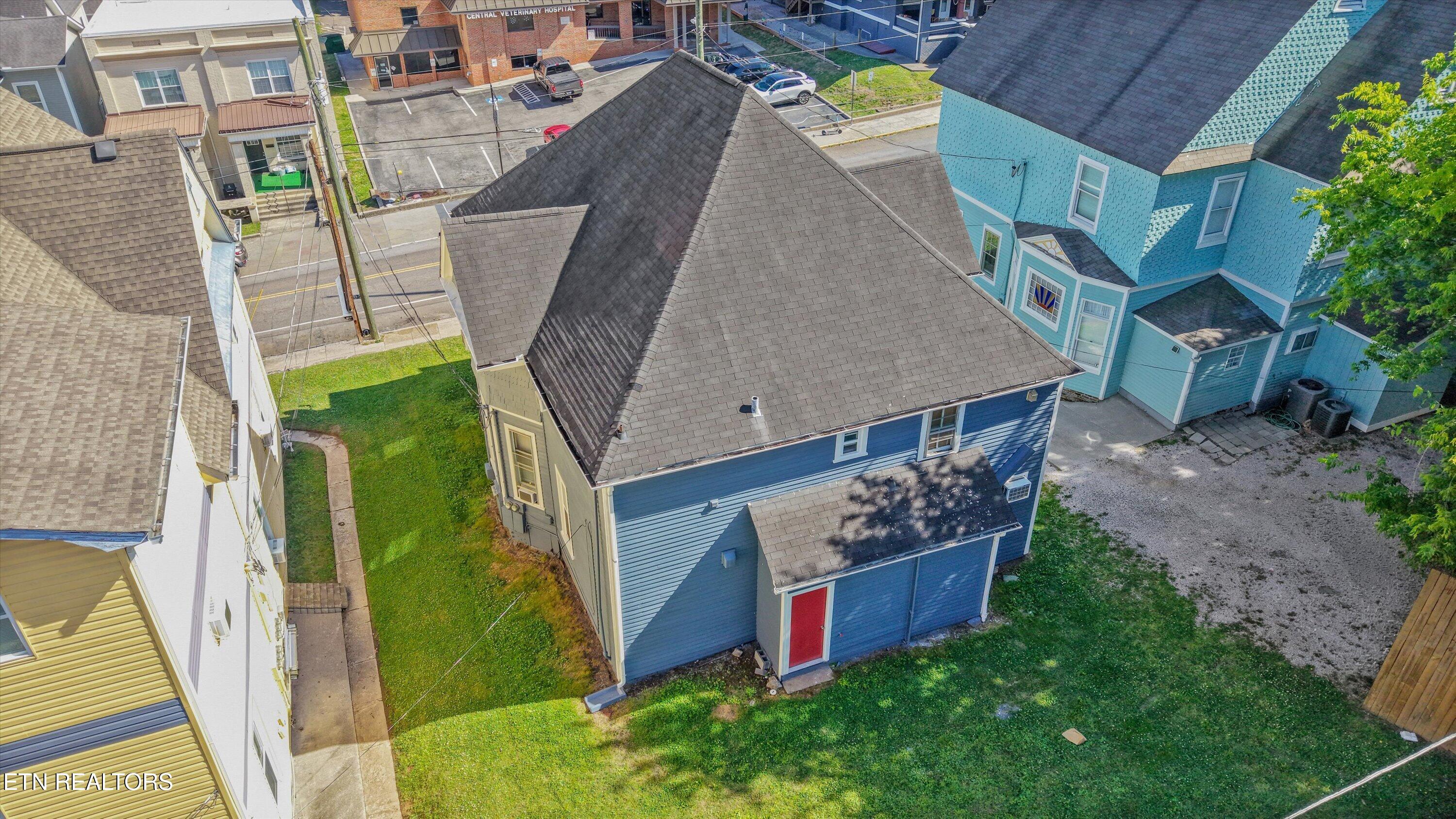 1209 W Clinch Ave