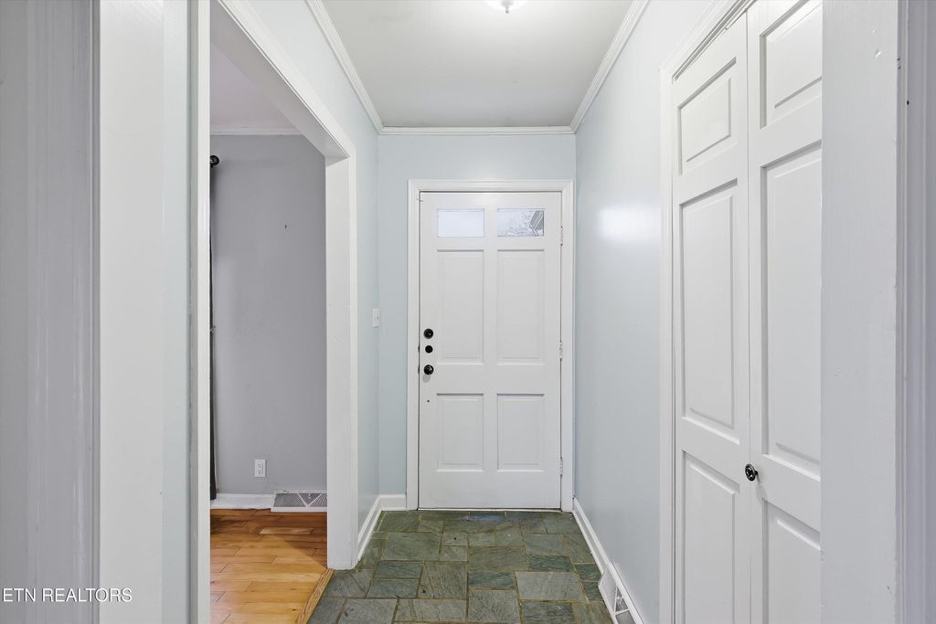 Photo of 1901 Scenic Drive, Maryville, TN 37803 (MLS # 1320465)