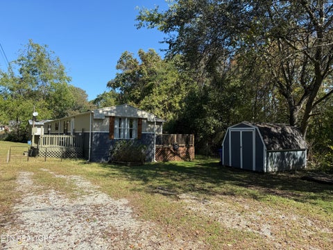 Tiny photo for 627 Clinch Ave, Clinton, TN 37716 (MLS # 1359656)