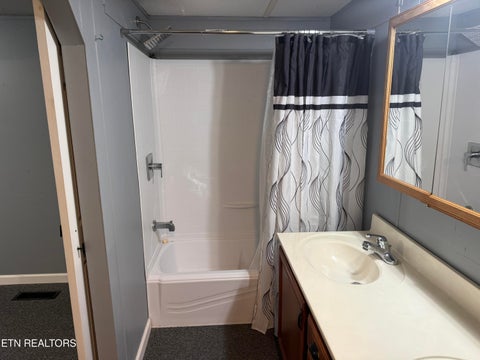 Tiny photo for 627 Clinch Ave, Clinton, TN 37716 (MLS # 1359656)