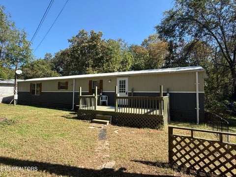 Photo of 627 Clinch Ave, Clinton, TN 37716 (MLS # 1359656)