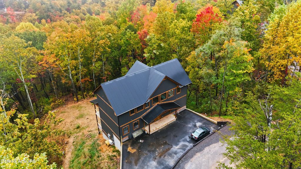 Photo of 1950 Spurling Rd, Sevierville, TN 37862 (MLS # 1322129)