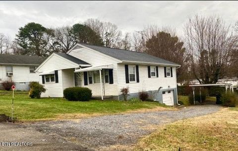 Photo of 102 Morrow Lane, Greeneville, TN 37745 (MLS # 1322712)