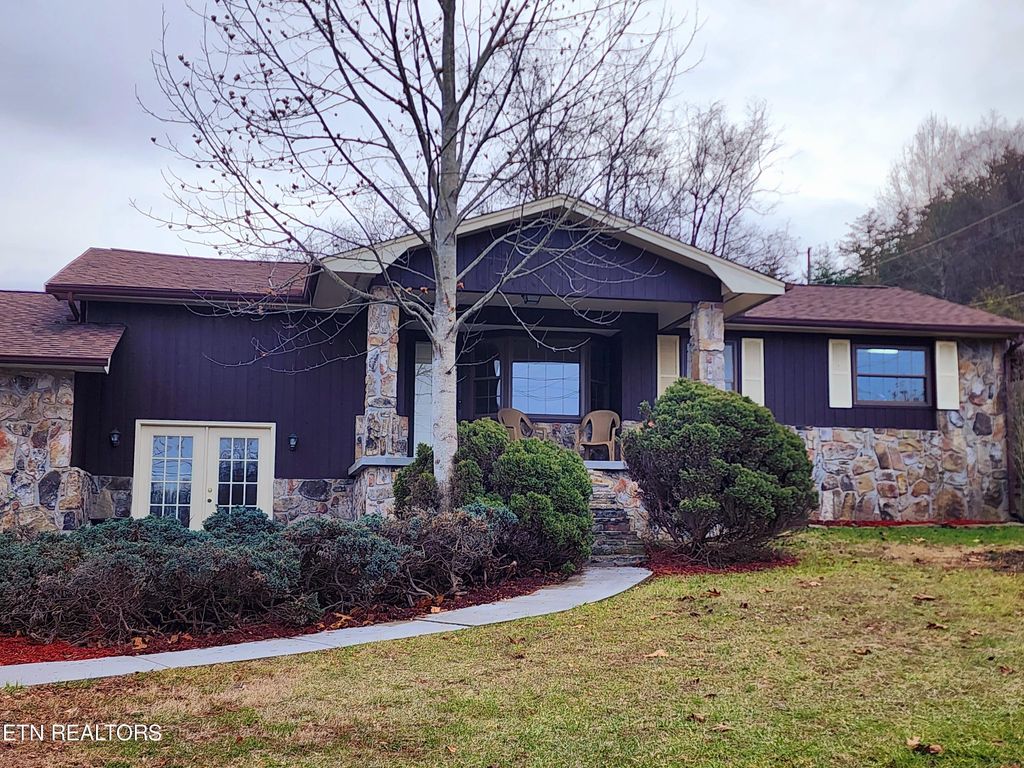 Photo of 5406 Maynardville Hwy Hwy, Maynardville, TN 37807 (MLS # 1248302)