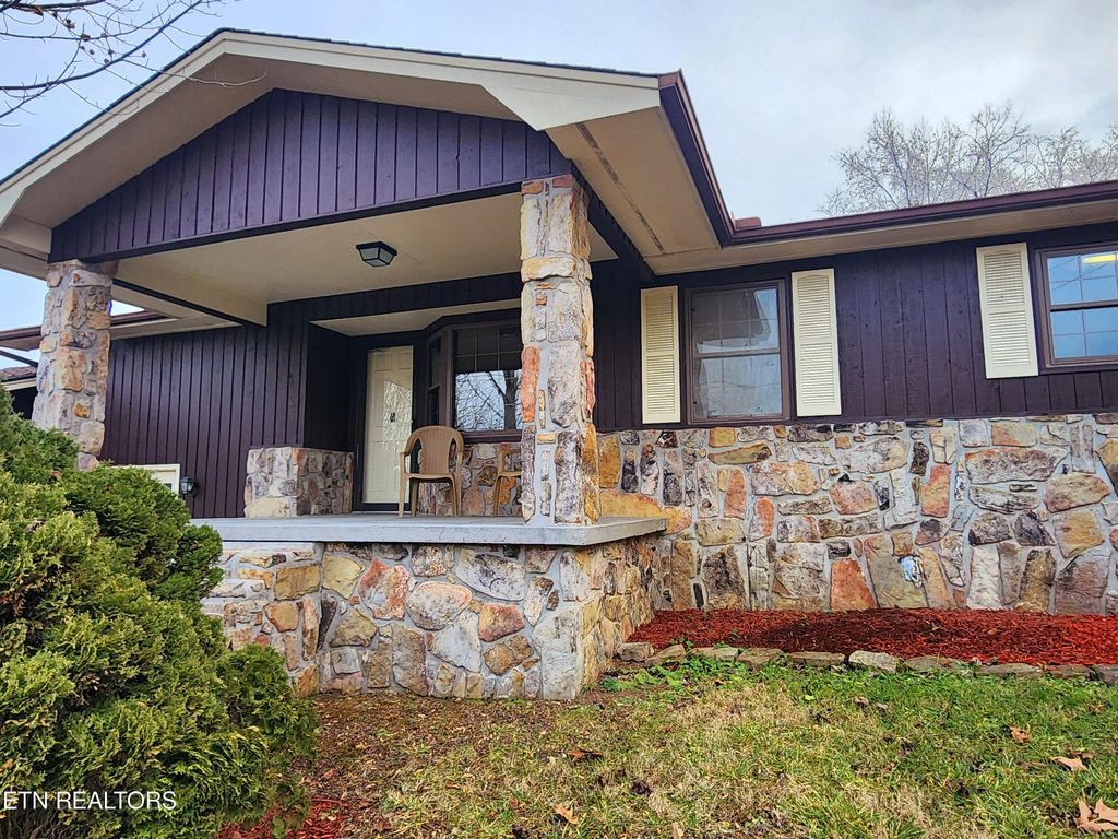 Photo of 5406 Maynardville Hwy Hwy, Maynardville, TN 37807 (MLS # 1248302)