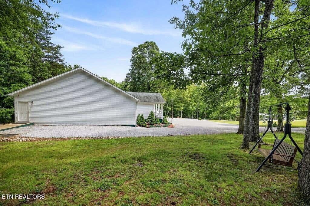 Photo of 67 Woodlands Court, Crossville, TN 38571 (MLS # 1343694)