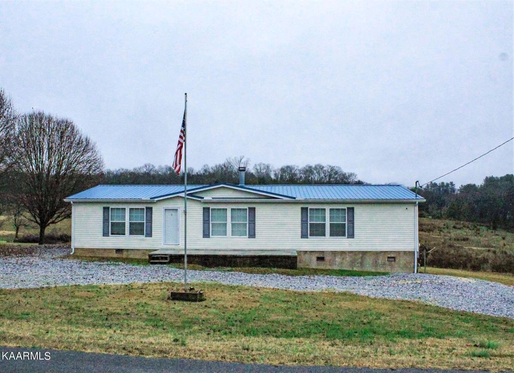 Photo of 3363 Maple Ave, Strawberry Plains, TN 37871 (MLS # 1213432)