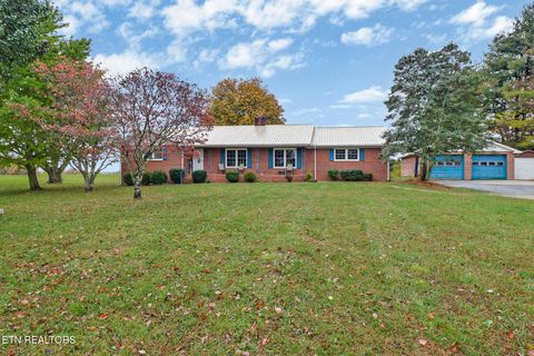 Photo of 1036 Pigeon Ridge Rd, Crossville, TN 38555 (MLS # 1320371)