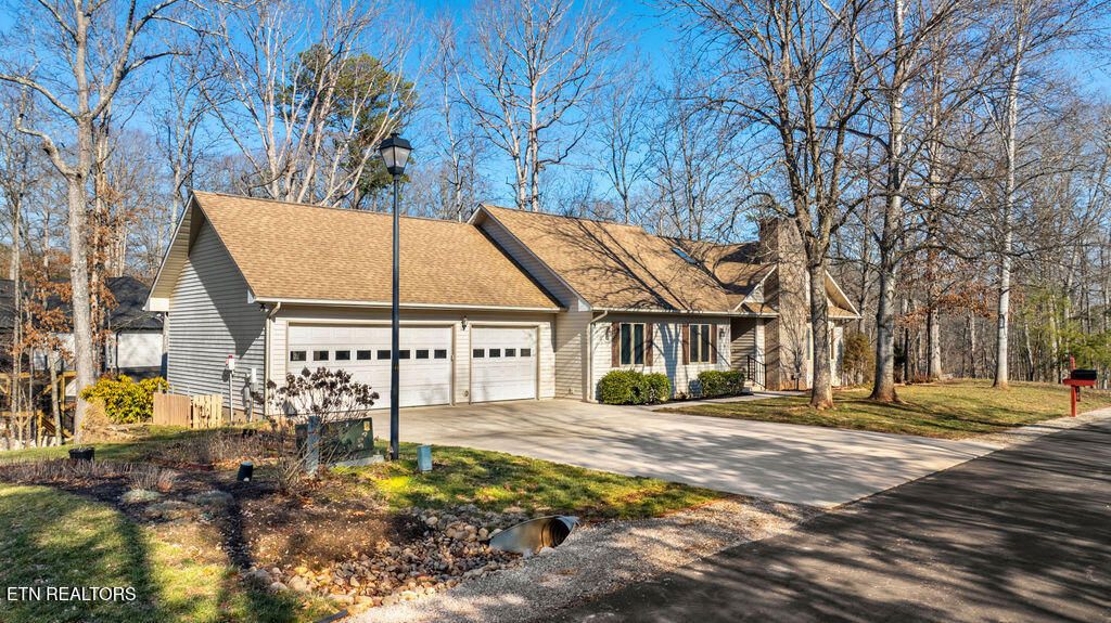 Photo of 200 Osage Place, Loudon, TN 37774 (MLS # 1328804)