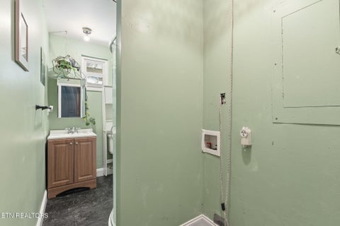 Tiny photo for 610 Michigan Ave, Oak Ridge, TN 37830 (MLS # 1353821)