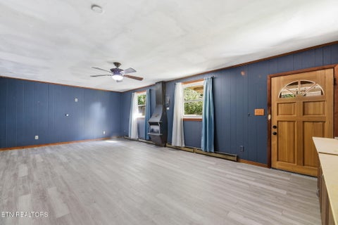 Tiny photo for 610 Michigan Ave, Oak Ridge, TN 37830 (MLS # 1353821)