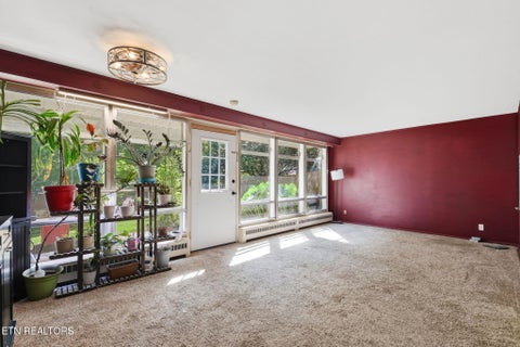 Tiny photo for 610 Michigan Ave, Oak Ridge, TN 37830 (MLS # 1353821)