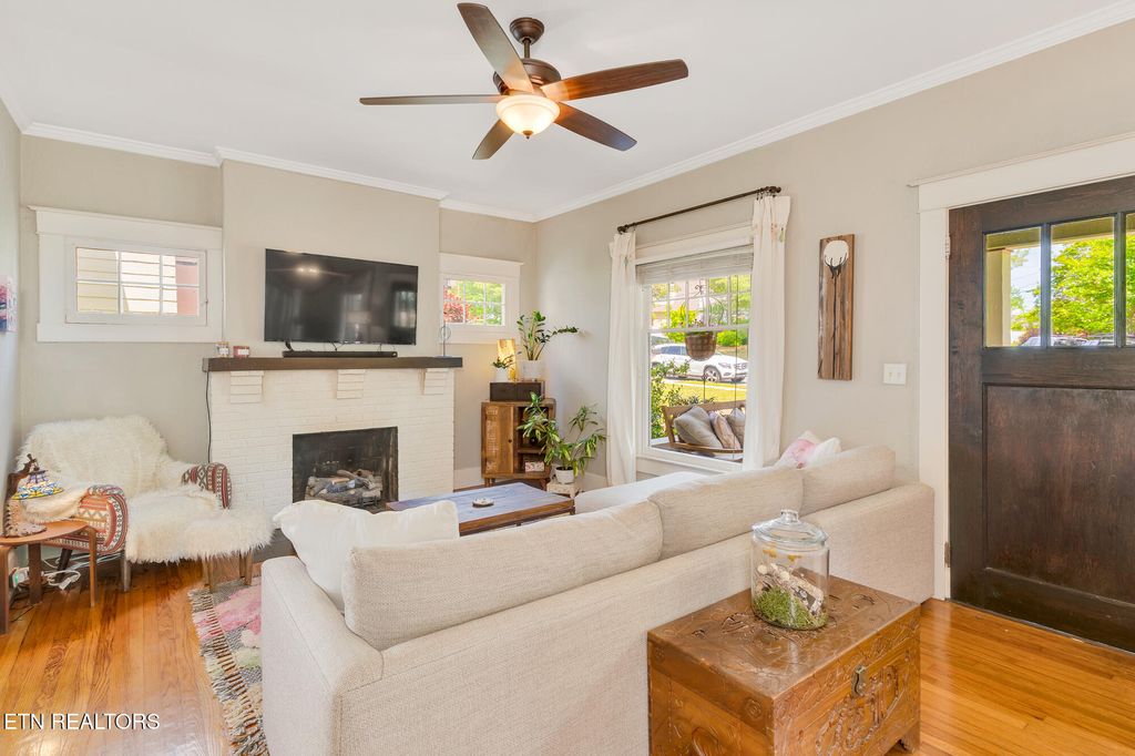 Photo of 211 McFarland Ave, Chattanooga, TN 37405 (MLS # 1338202)