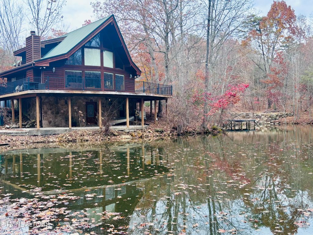 Photo of 1260 Davidson Drive, Monterey, TN 38574 (MLS # 1322130)