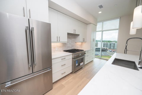 Tiny photo for 122 Stadium Way #514, Knoxville, TN 37915 (MLS # 1332573)