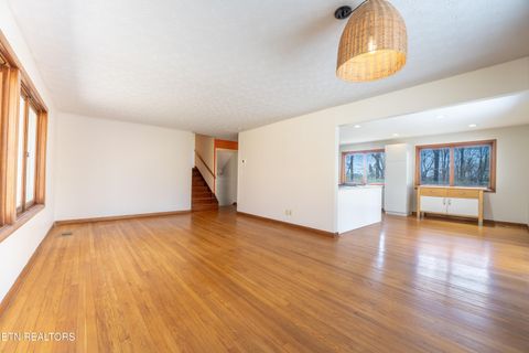 Tiny photo for 106 Disston Rd, Oak Ridge, TN 37830 (MLS # 1334866)