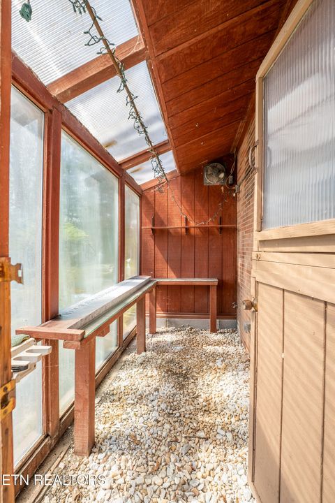 Tiny photo for 106 Disston Rd, Oak Ridge, TN 37830 (MLS # 1334866)