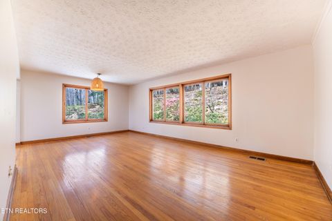 Tiny photo for 106 Disston Rd, Oak Ridge, TN 37830 (MLS # 1334866)