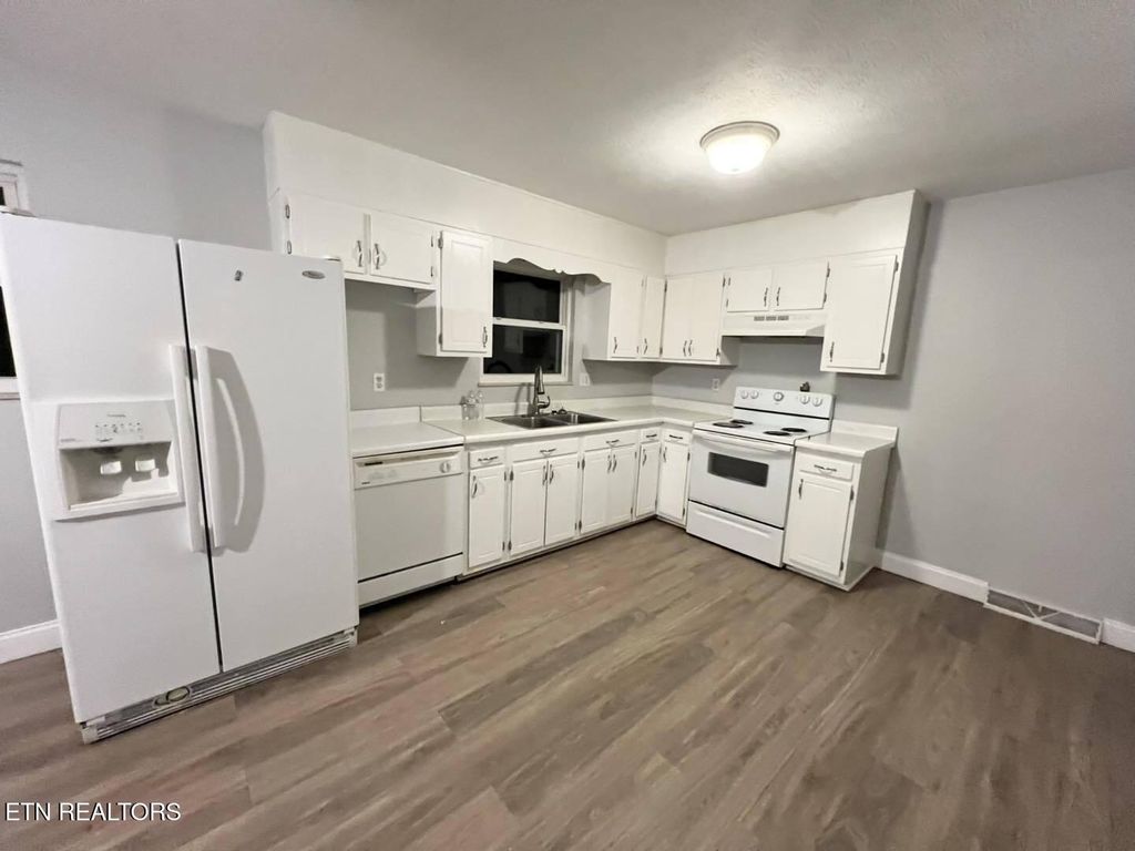 Photo of 169 Batley Rd, Clinton, TN 37716 (MLS # 1332013)