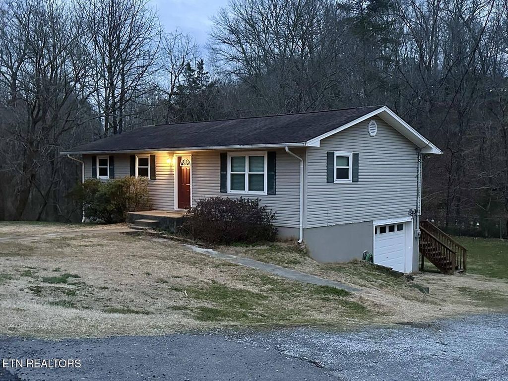 Photo of 169 Batley Rd, Clinton, TN 37716 (MLS # 1332013)