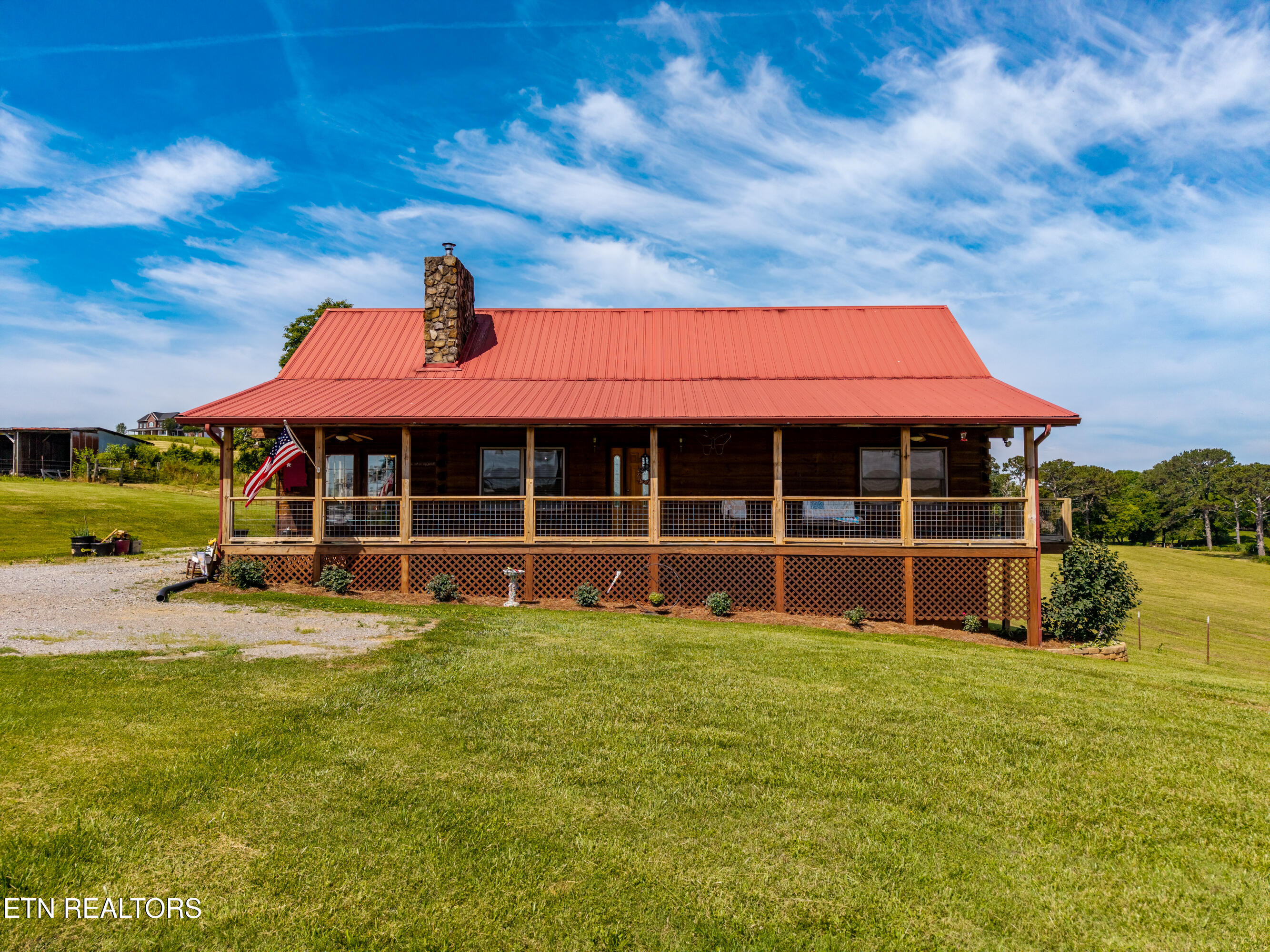 3995 W Meadow Rd