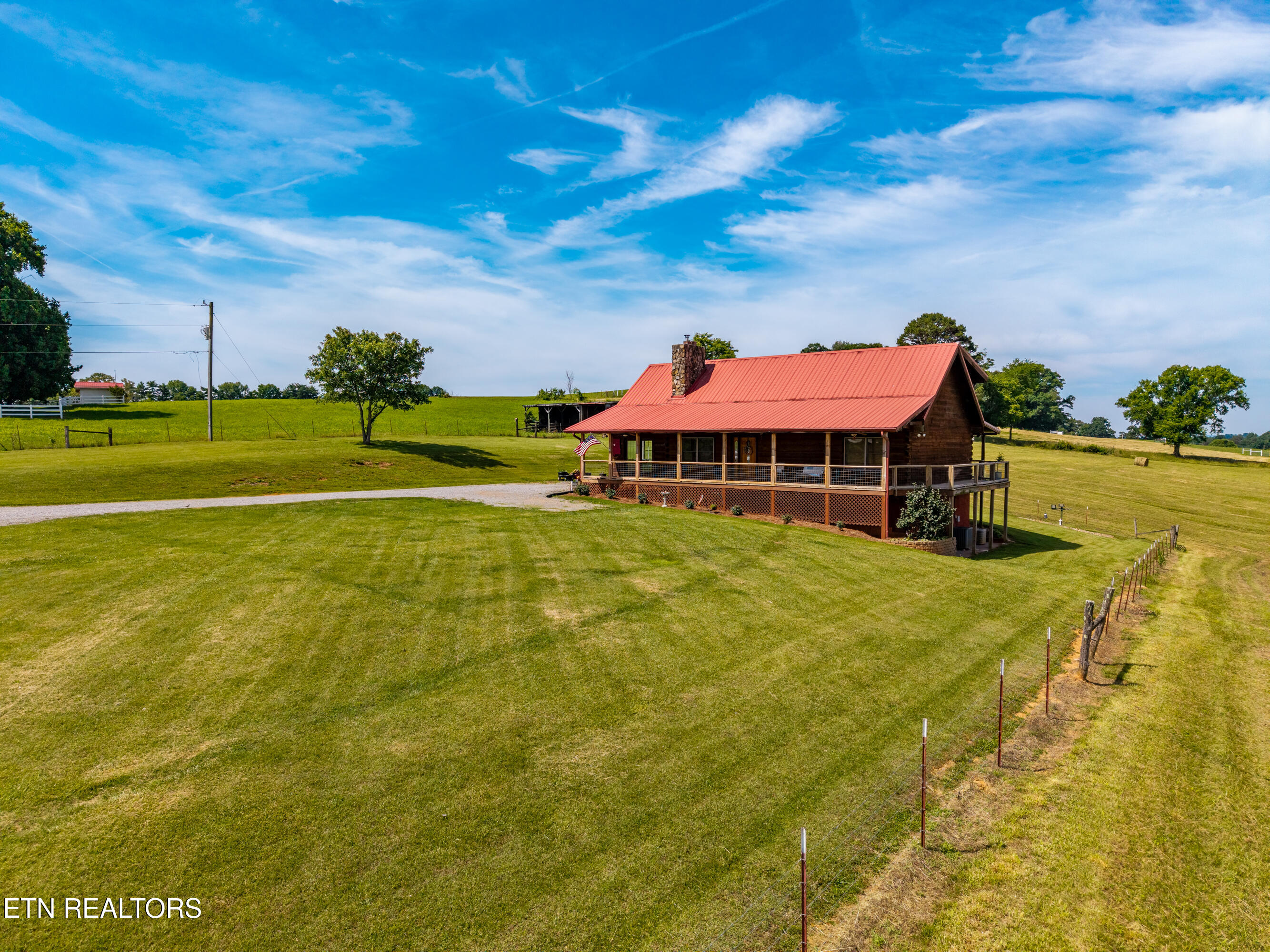 3995 W Meadow Rd