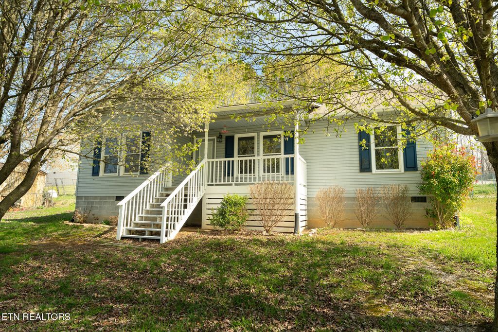 Photo of 109 Miles Lane, LaFollette, TN 37766 (MLS # 1333686)