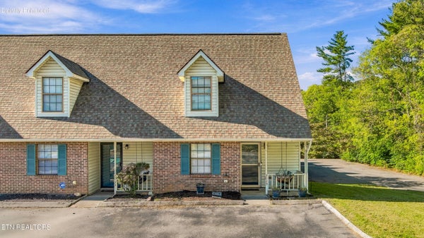 9029 FOUNTAIN BROOK LN # 1, KNOXVILLE, TN 37923 - Image f2667d654498046bcb3cc2ff43a492bb/3458084298