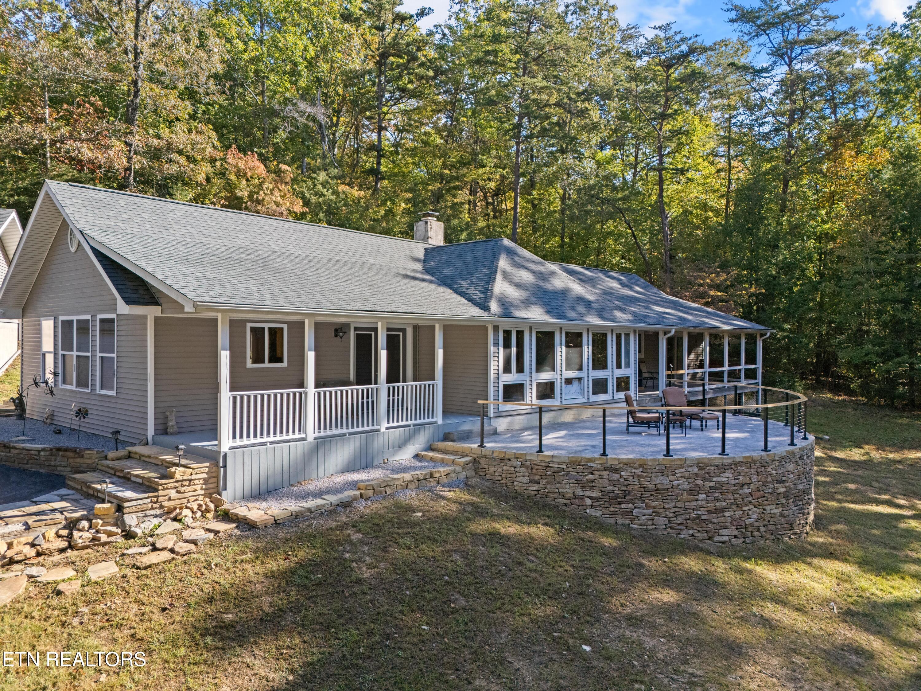 303 Cumberland Cove Rd