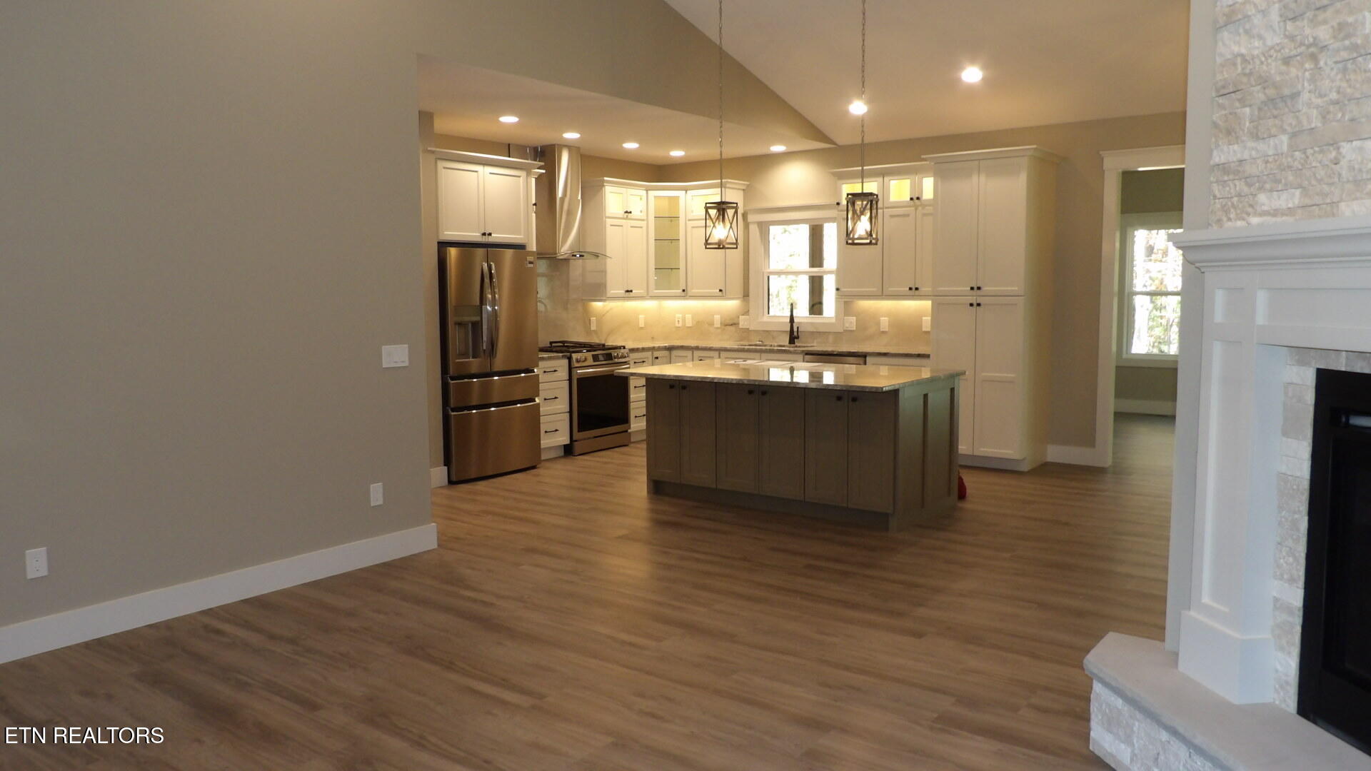 715 Westchester Drive