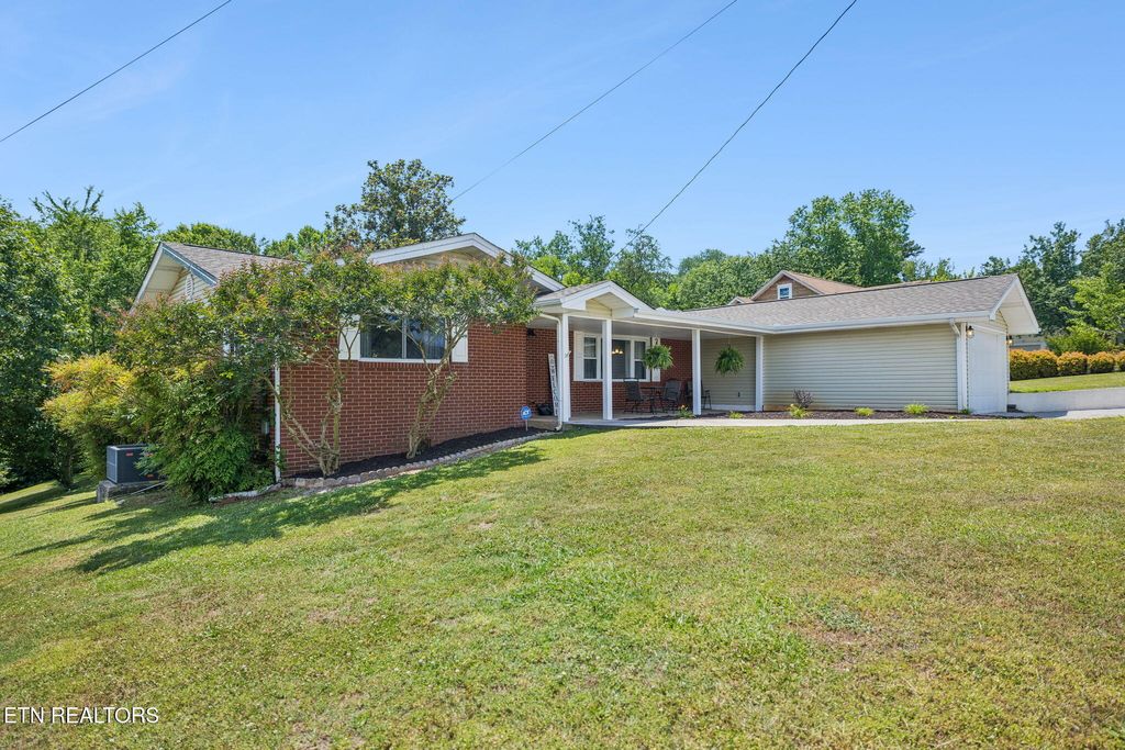 Photo of 433 Mason Lane, Loudon, TN 37774 (MLS # 1341531)