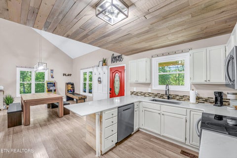 Tiny photo for 3401 Mountain Overlook Way, Sevierville, TN 37876 (MLS # 1355546)