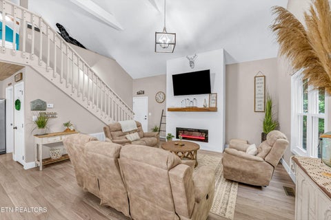 Tiny photo for 3401 Mountain Overlook Way, Sevierville, TN 37876 (MLS # 1355546)