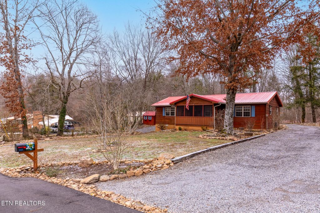 Photo of 818 Reagan Circle, Seymour, TN 37865 (MLS # 1286621)