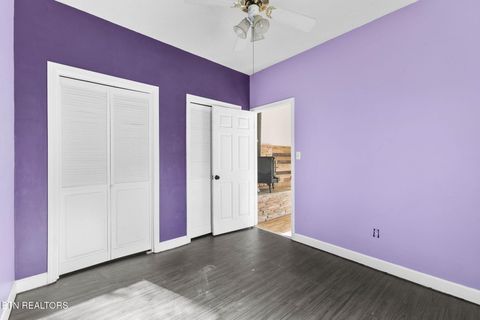 Tiny photo for 400 Cabbage Cemetery Rd, Washburn, TN 37888 (MLS # 1328295)