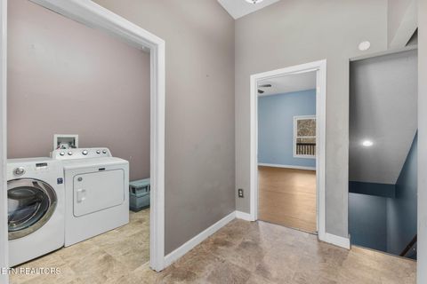 Tiny photo for 400 Cabbage Cemetery Rd, Washburn, TN 37888 (MLS # 1328295)