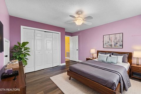 Tiny photo for 400 Cabbage Cemetery Rd, Washburn, TN 37888 (MLS # 1328295)