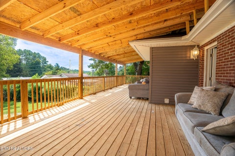 Tiny photo for 1020 Hillcrest Drive, Lenoir City, TN 37772 (MLS # 1355669)