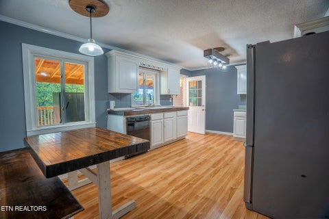 Tiny photo for 1020 Hillcrest Drive, Lenoir City, TN 37772 (MLS # 1355669)