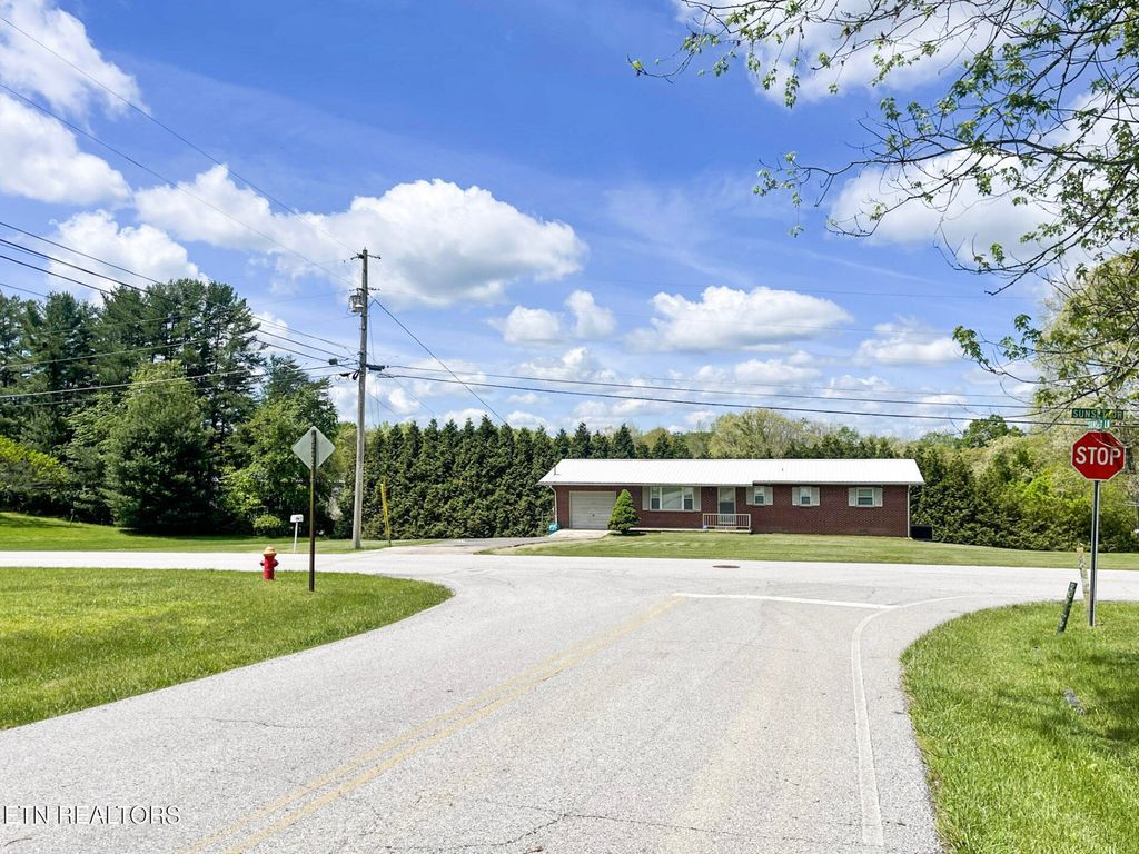 Photo of 164 Sunset Drive, Crossville, TN 38555 (MLS # 1300400)