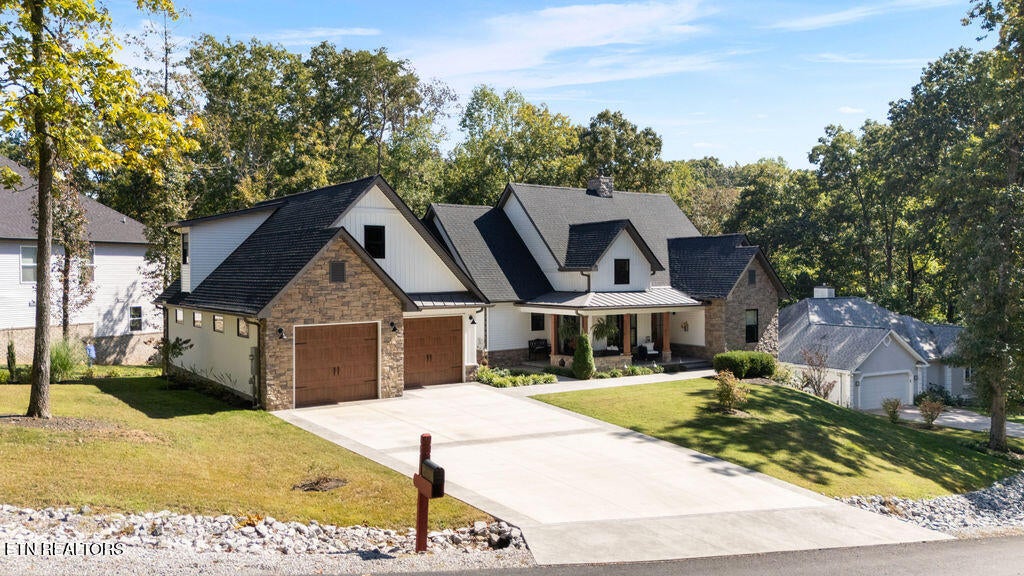 208 Amohi Trace