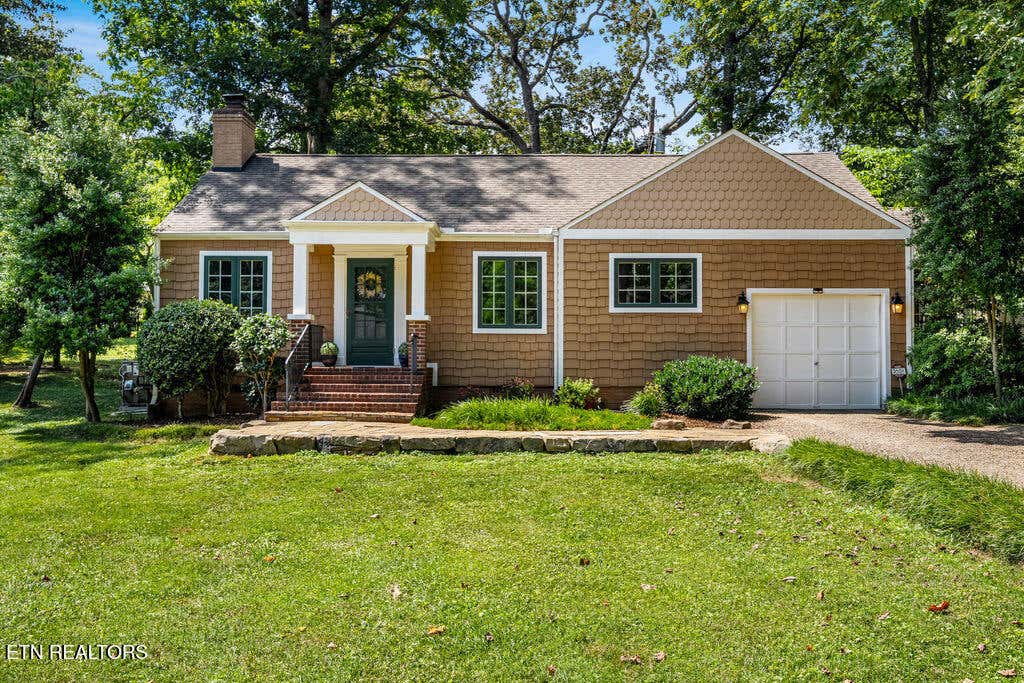Photo of 5607 Century Court, Knoxville, TN 37919 (MLS # 1308739)