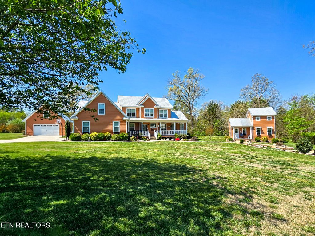 Photo of 165 Wrenwood Way, Greenback, TN 37742 (MLS # 1337384)