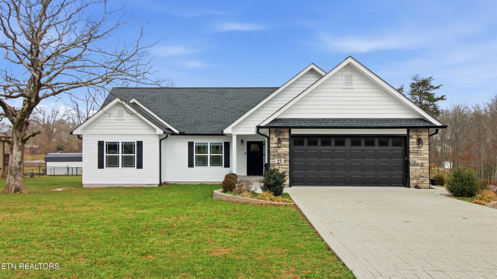 Photo of 35 Perry Creek Drive, Crossville, TN 38572 (MLS # 1327656)