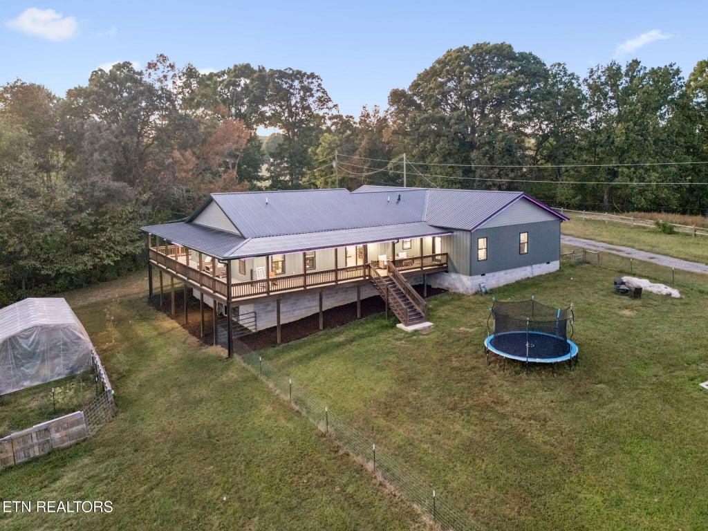 Photo of 502 Coile Rd, Jefferson City, TN 37760 (MLS # 1359429)