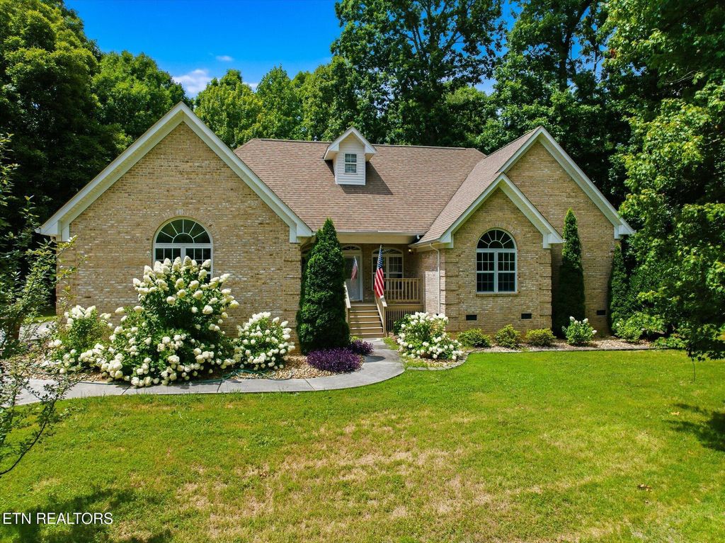 Photo of 268 Woodhaven Drive, Vonore, TN 37885 (MLS # 1348909)